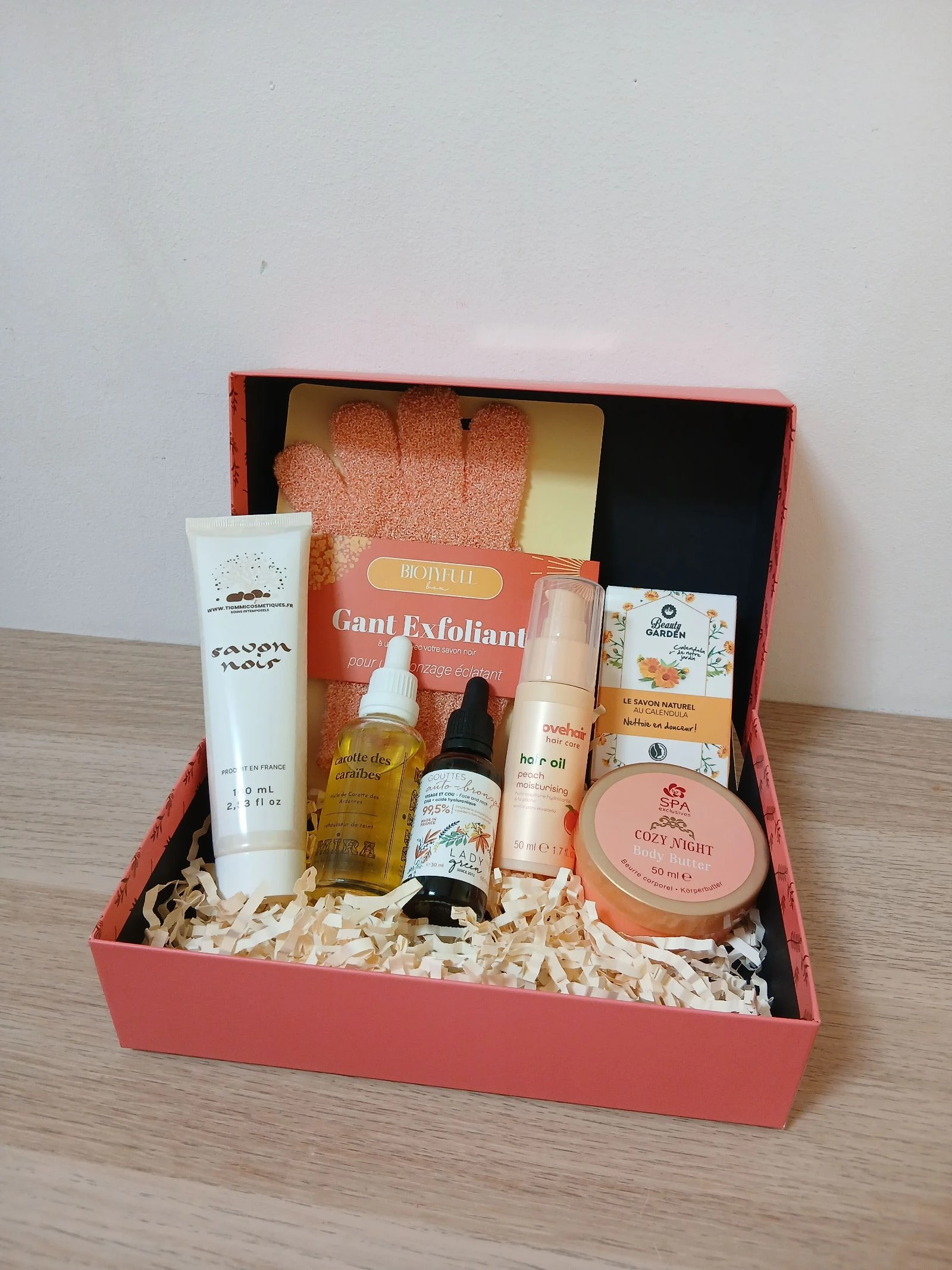 Box beauté avec 7 articles beauté